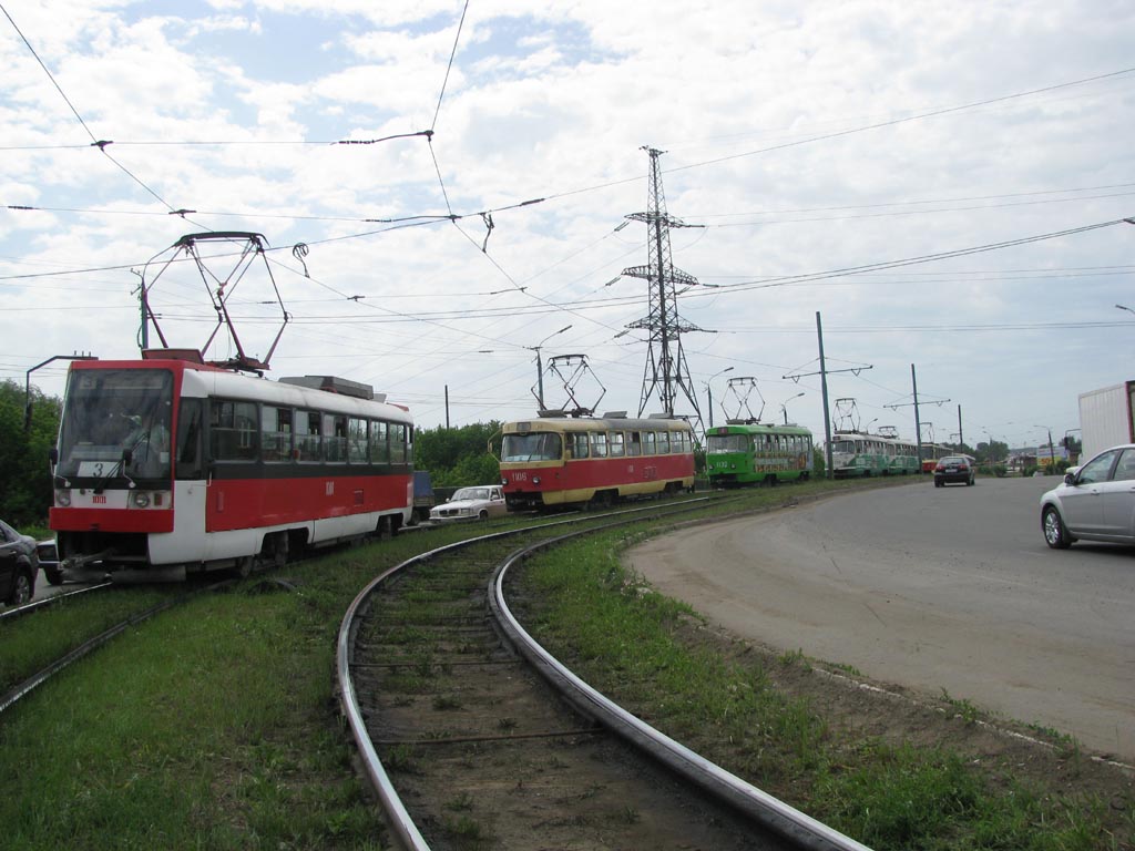 Iževska, Tatra T3RF № 1001; Iževska, Tatra T3SU (2-door) № 1106
