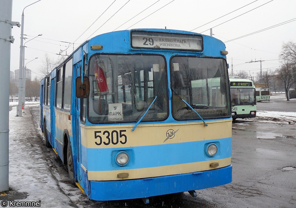 Минск, ЗиУ-682В № 5305