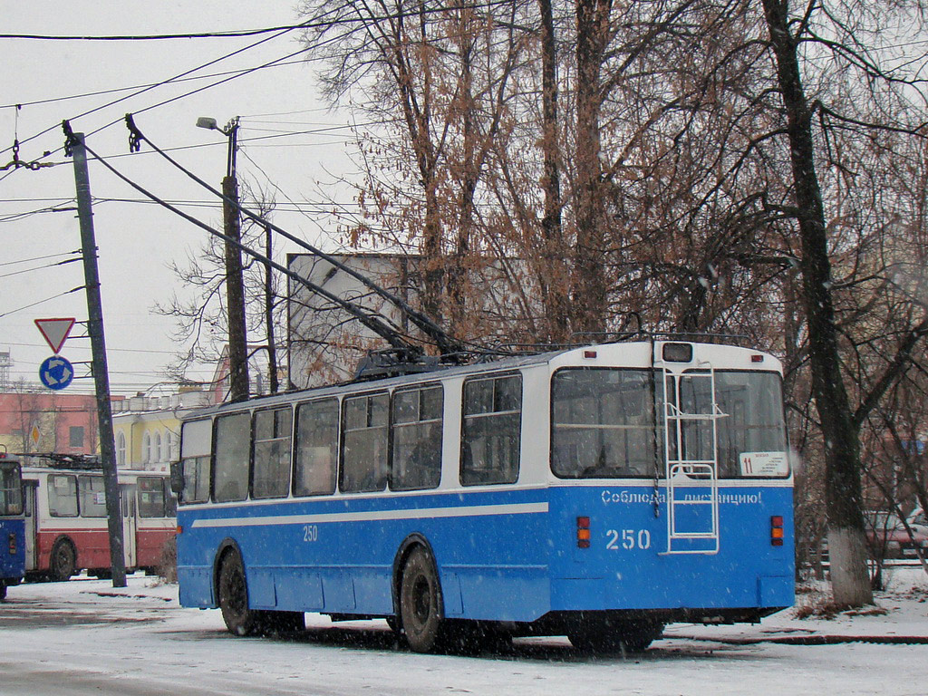 Йошкар-Ола, ЗиУ-682Г [Г00] № 250