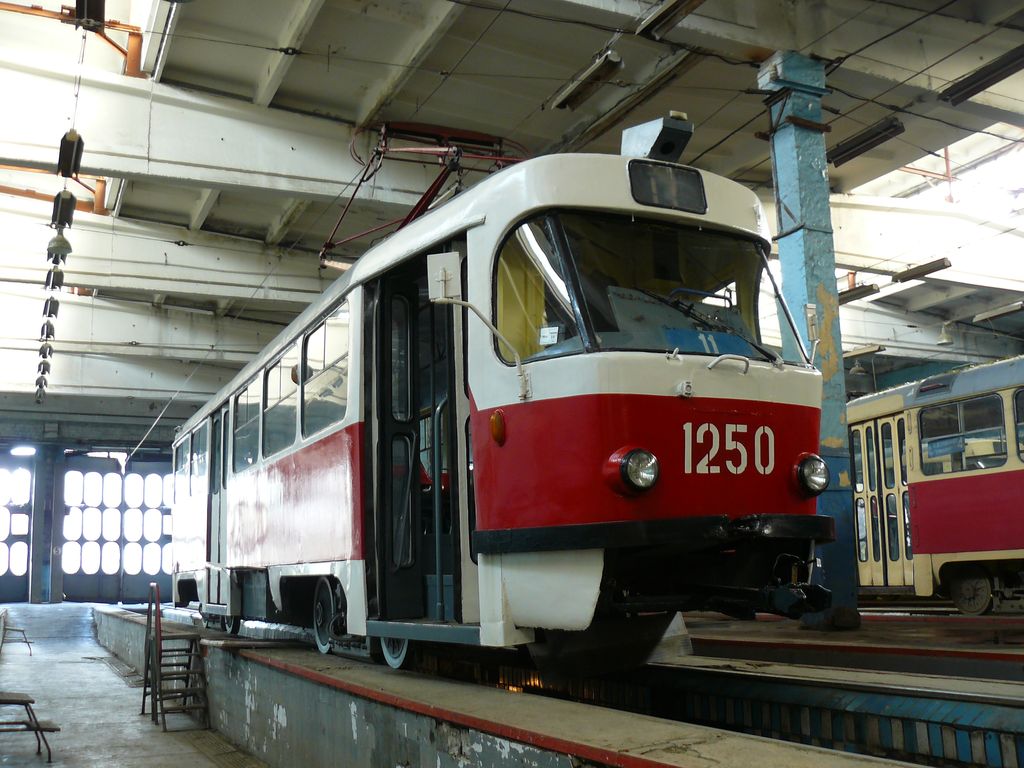 Днепр, Tatra T3SU № 1250