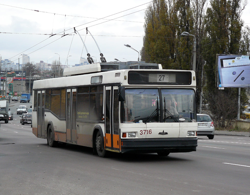 Киев, МАЗ-103Т № 3716