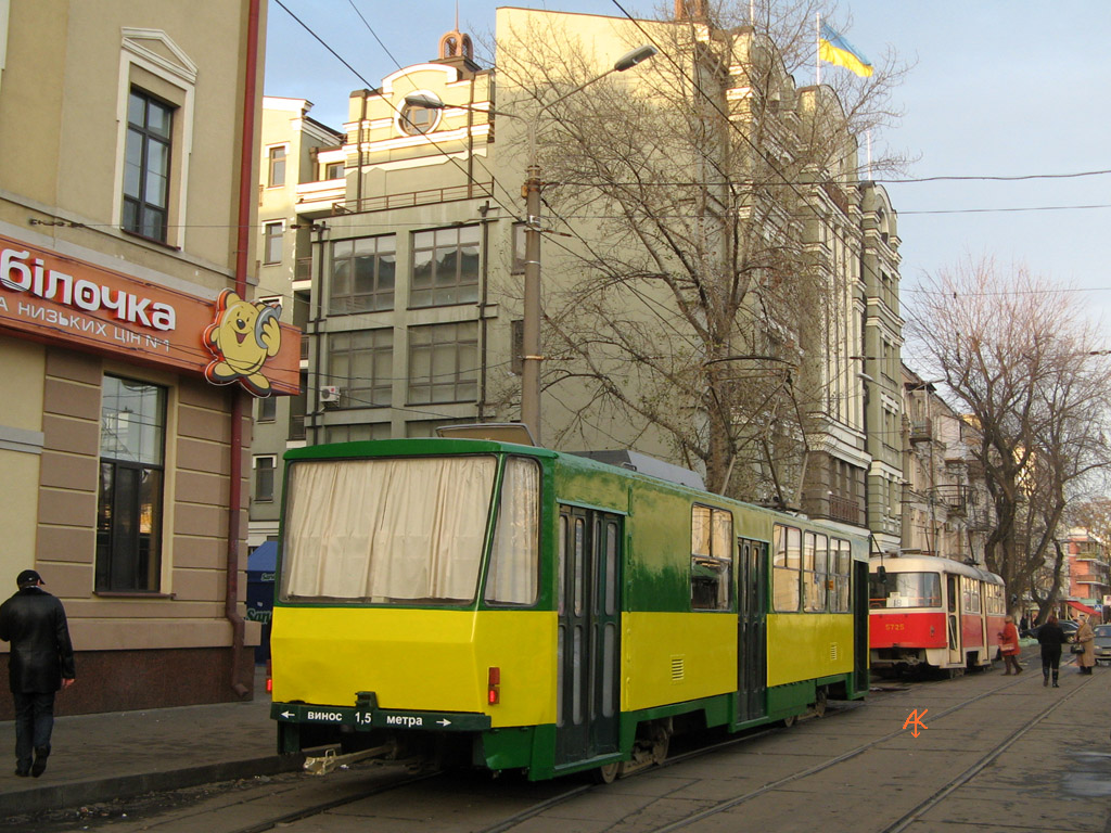 Киев, Tatra T6B5SU № 001