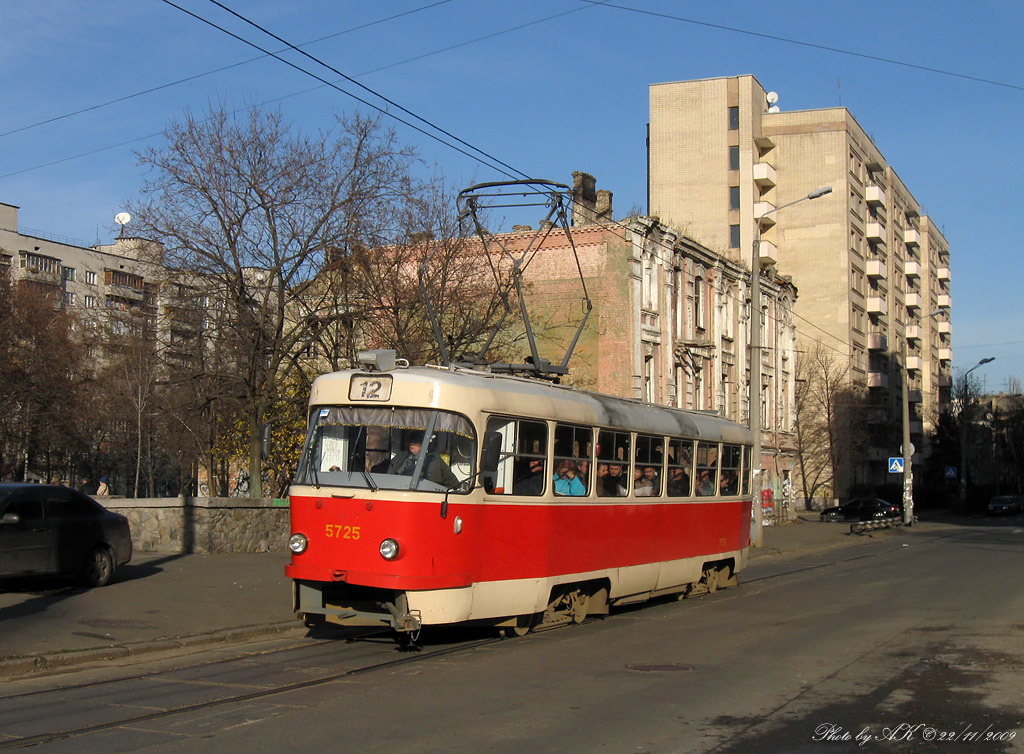 Киев, Tatra T3SU № 5725
