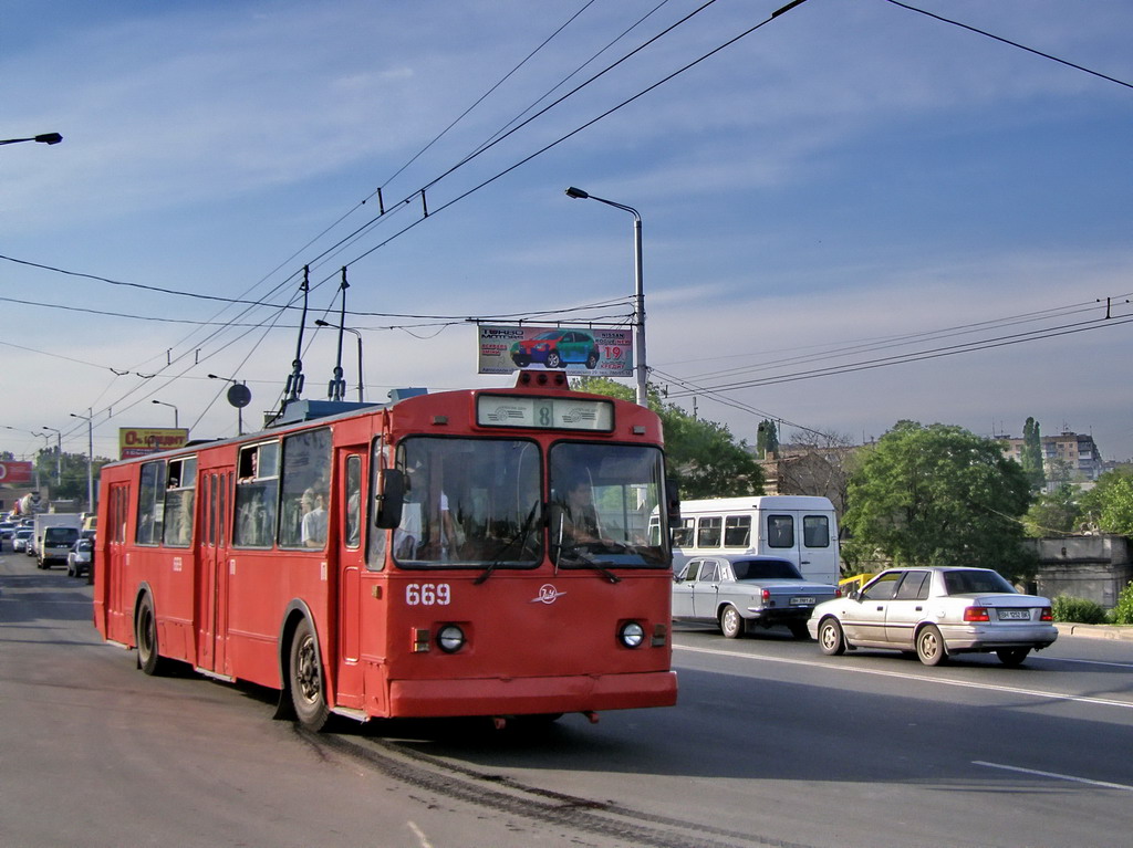 Одесса, ЗиУ-682В-012 [В0А] № 669