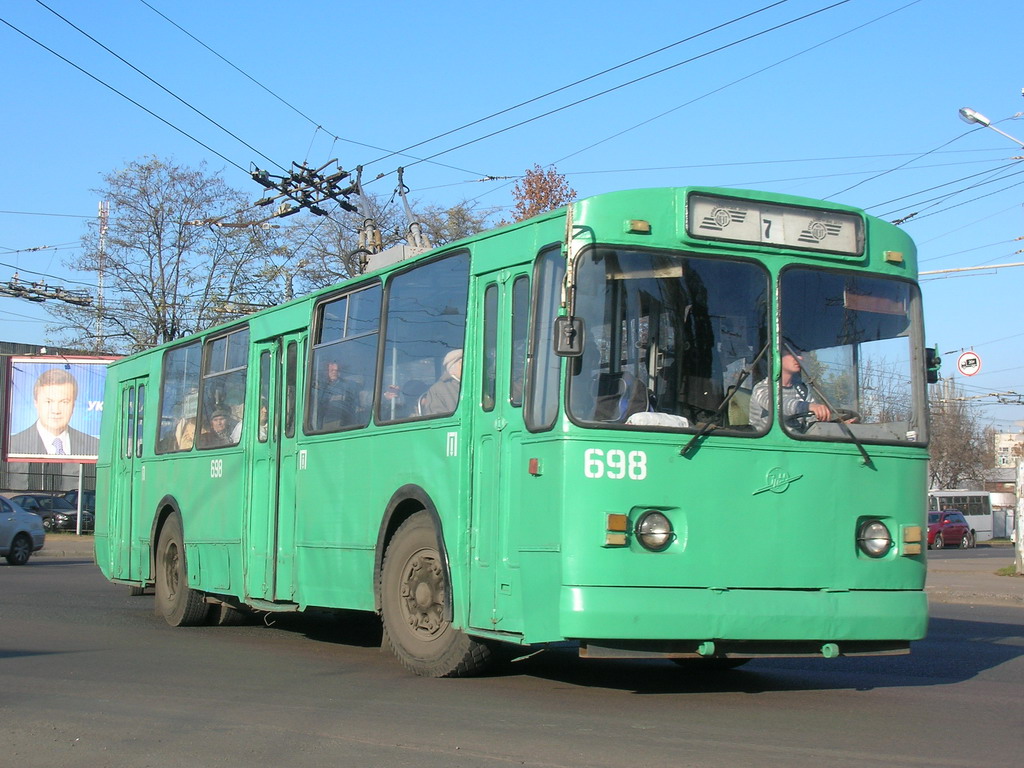 Odesa, ZiU-682V-013 [V0V] Br. 698