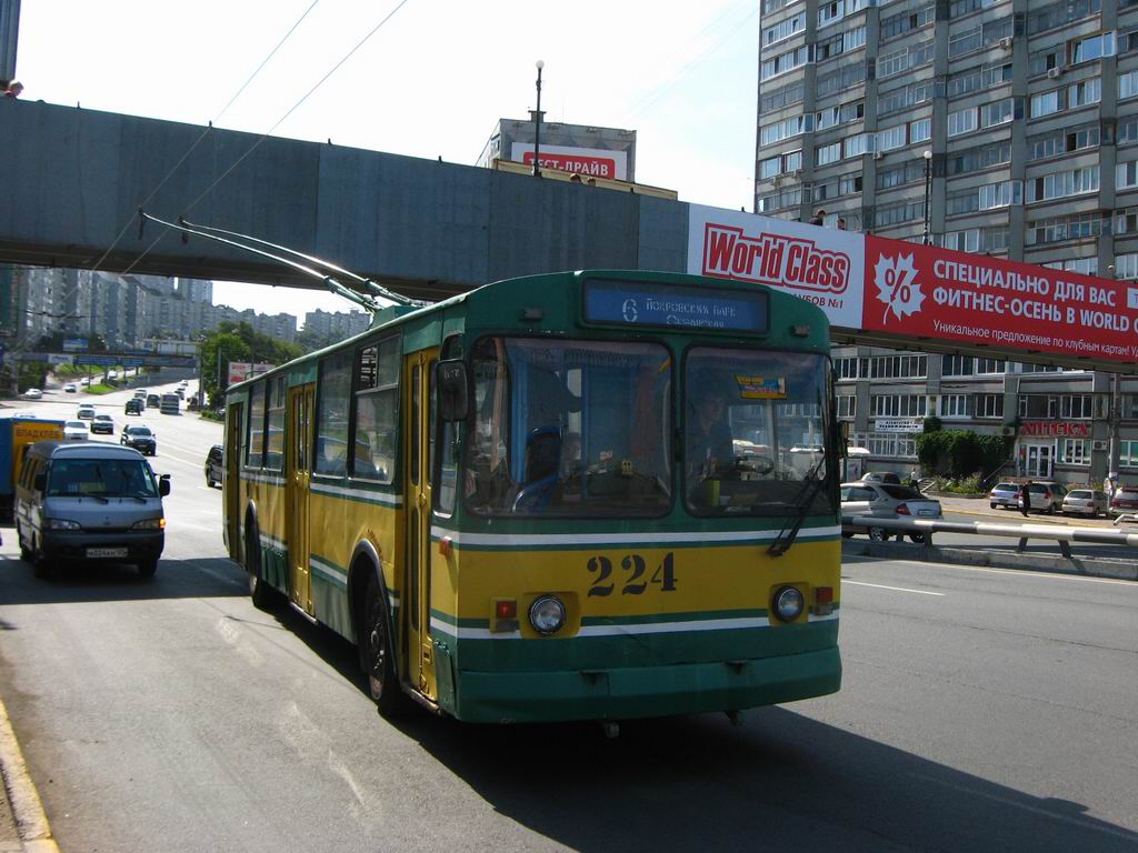 Владивосток, ЗиУ-682Г [Г00] № 224