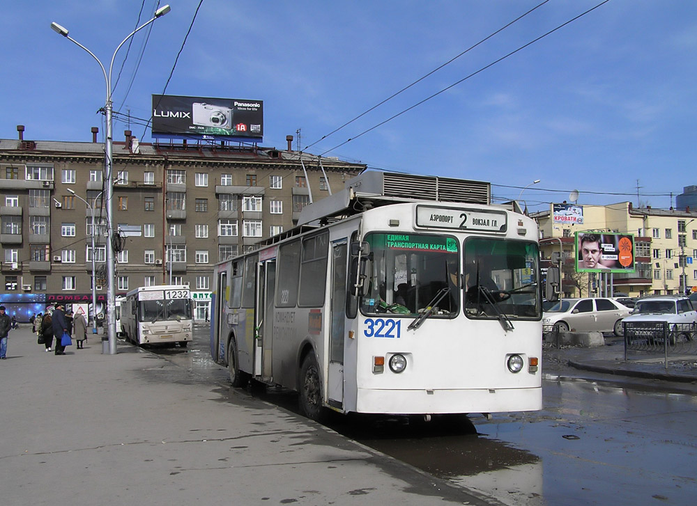 Новосибирск, СТ-682Г № 3221