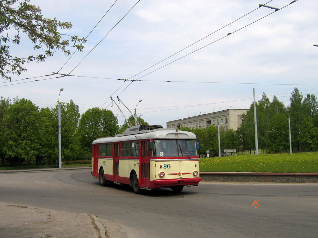Ровно, Škoda 9TrH27 № 086