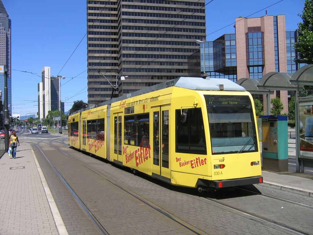 Frankfurt am Main, Duewag R Br. 030