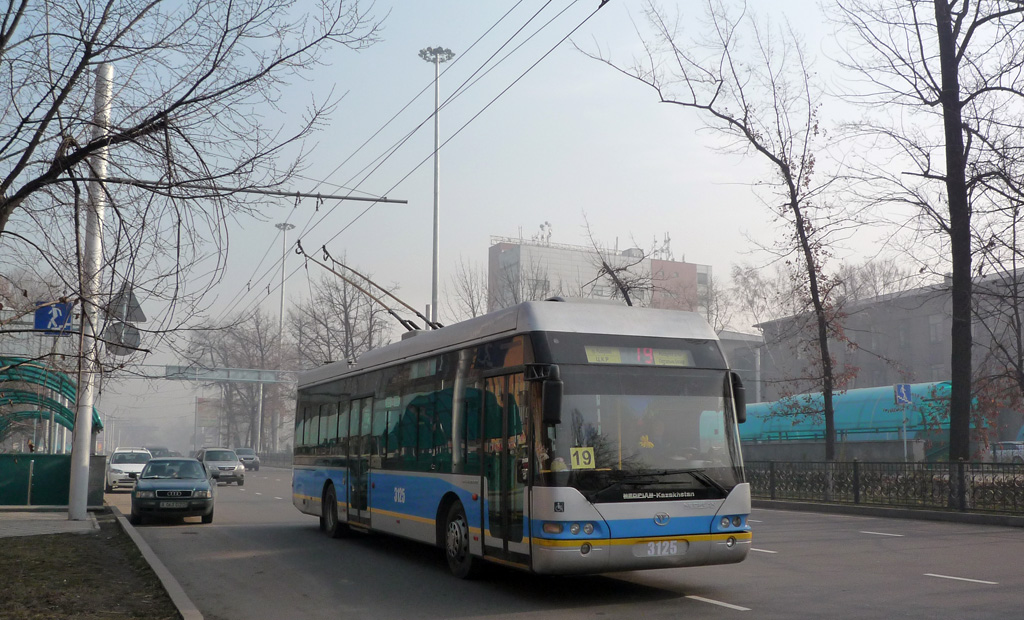 Алматы, YoungMan JNP6120GDZ (Neoplan Kazakhstan) № 3125