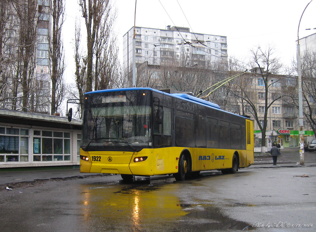 Kijevas, LAZ E183D1 nr. 1922