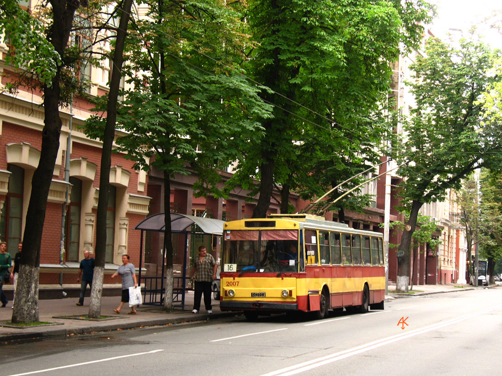 Киев, Škoda 14Tr02/6 № 2007