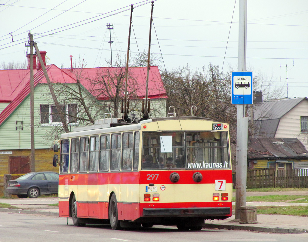 Каунас, Škoda 14Tr02/6 № 297