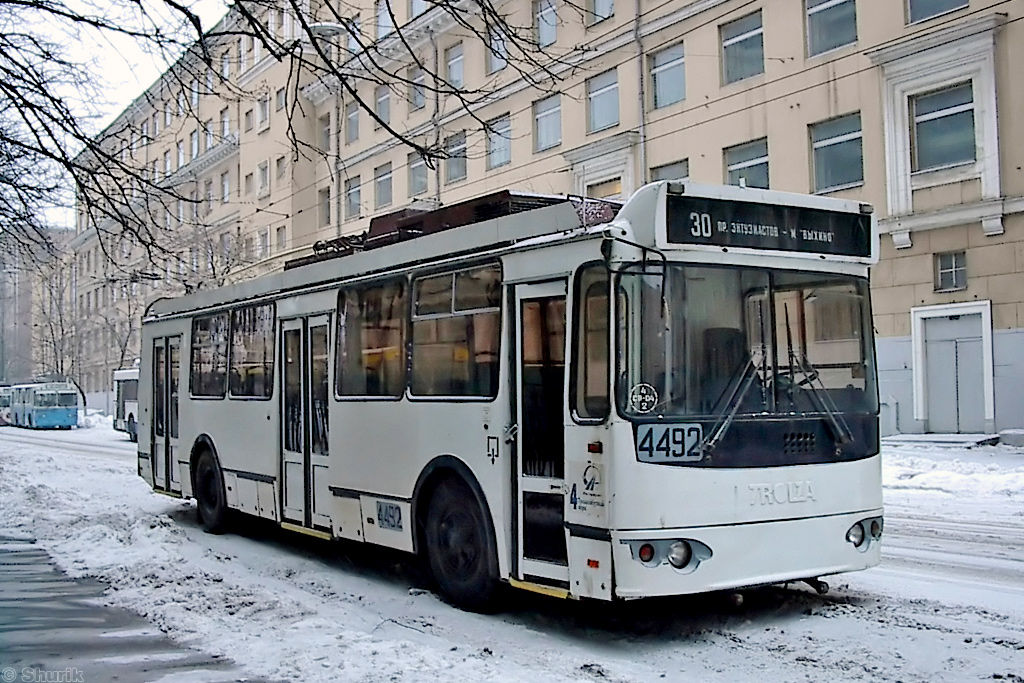 Москва, ЗиУ-682Г-016.02 № 4492