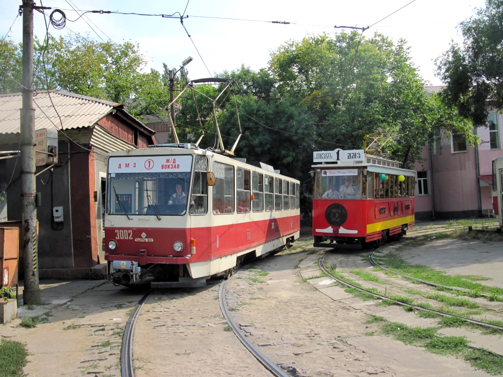 Донецк, Татра-Юг Т6Б5 № 3002; Донецк, Двухосный моторный вагон № 001