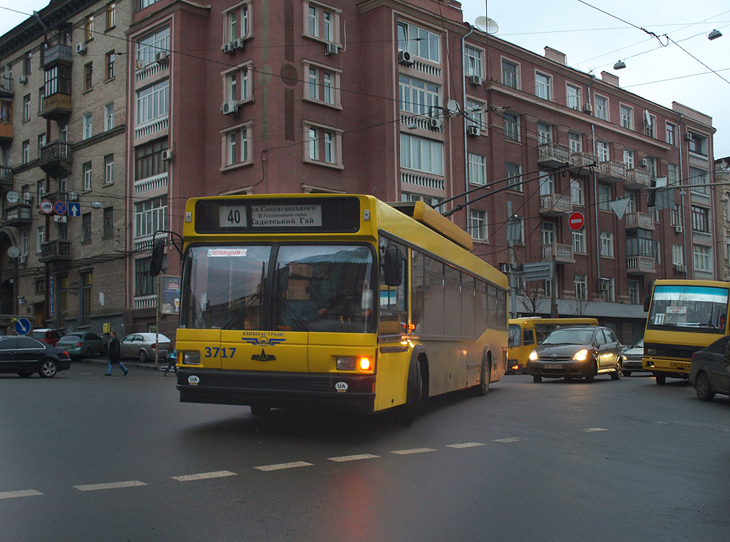 Киев, МАЗ-ЭТОН Т103 № 3717