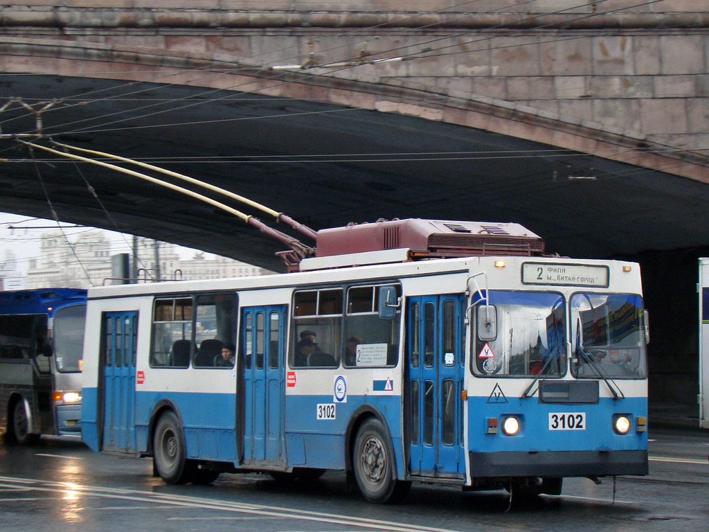 Москва, ЗиУ-682ГМ1 (с широкой передней дверью) № 3102