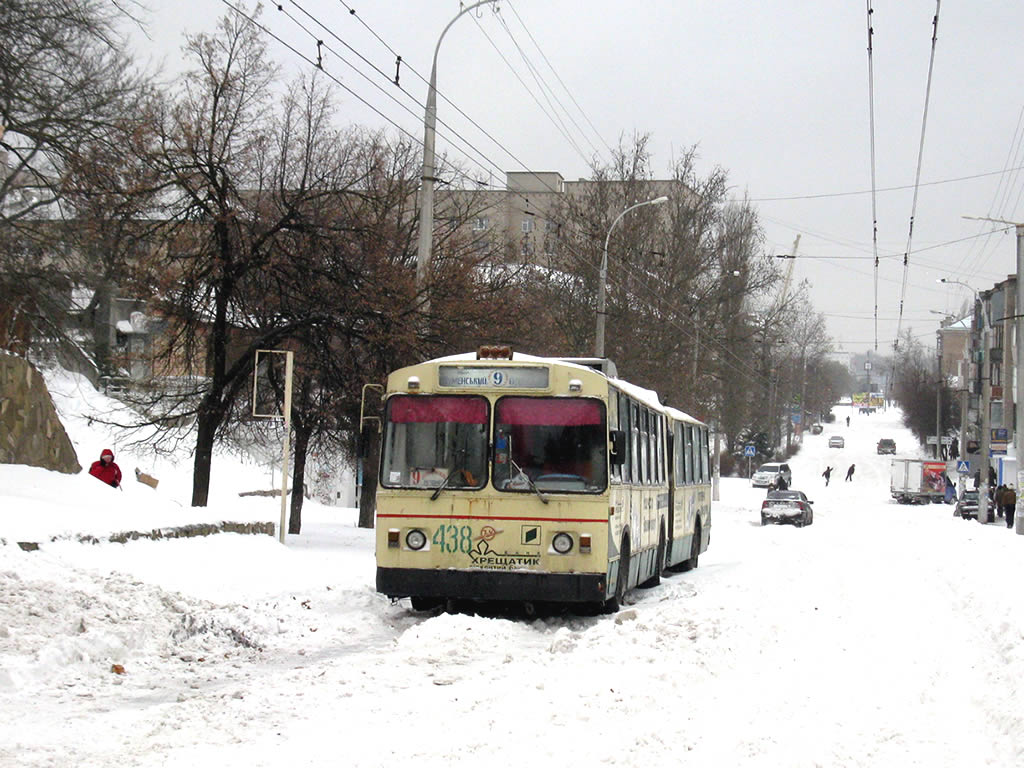 Херсон, ЗиУ-683В01 № 438