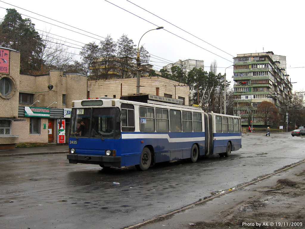 Kyiv, YMZ T1 № 2435