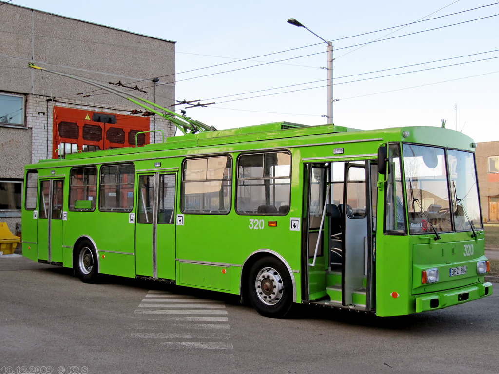 Каунас, Škoda 14Tr89/6 № 320