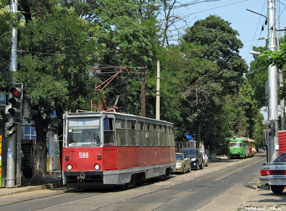 Краснодар, 71-605 (КТМ-5М3) № 588