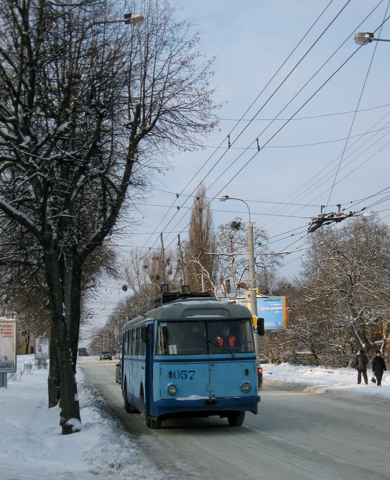 Рівне, Škoda 9Tr21 № 057