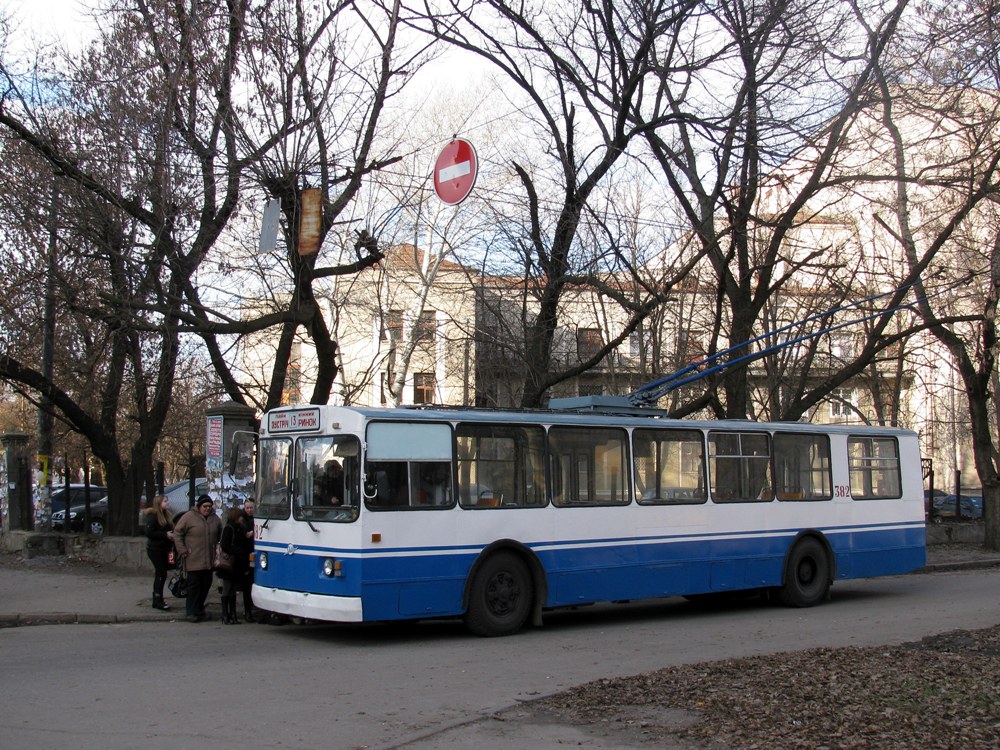 Харьков, ЗиУ-682В-012 [В0А] № 382