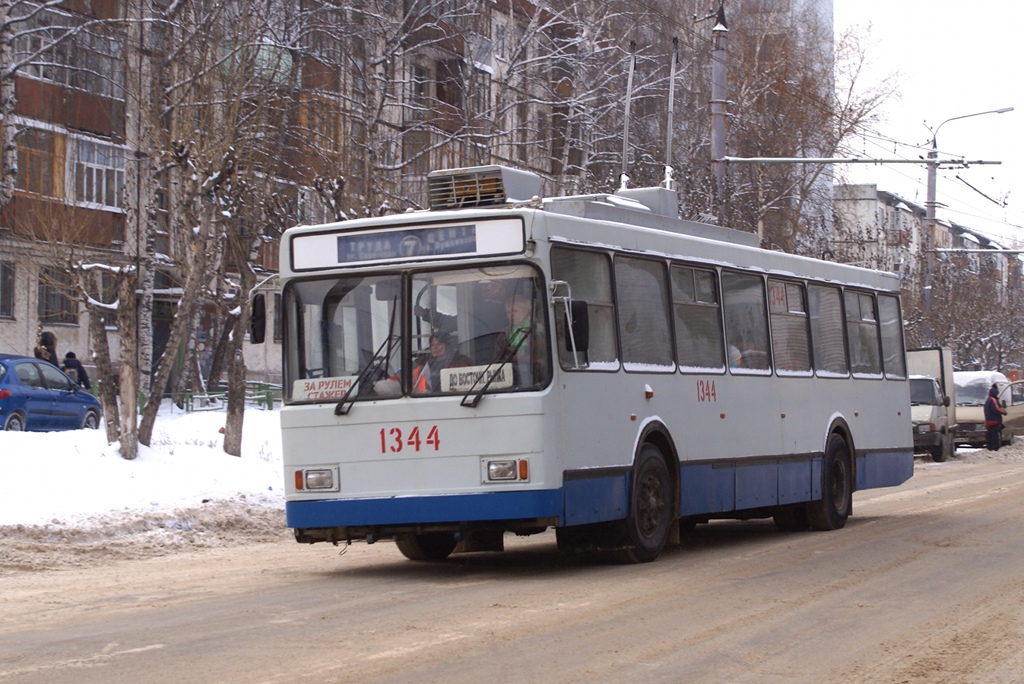 Ижевск, ВМЗ-5298-22 № 1344