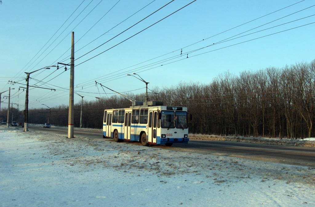Кривой Рог, ЮМЗ Т2 мод. 7 № 666