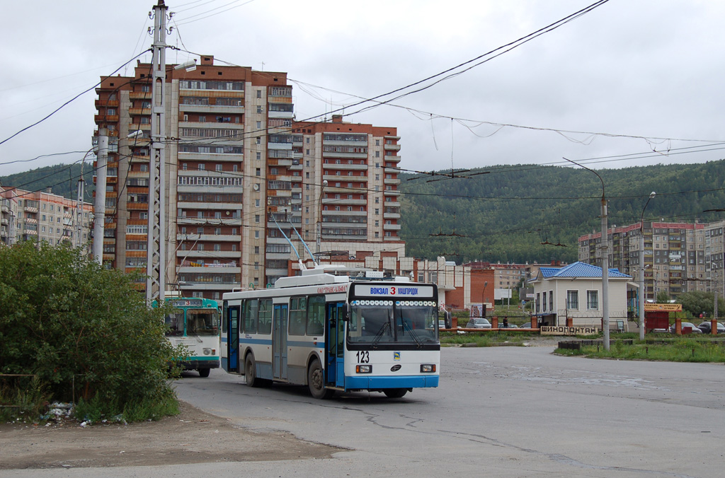 Миасс, ВМЗ-5298.00 (ВМЗ-375) № 123