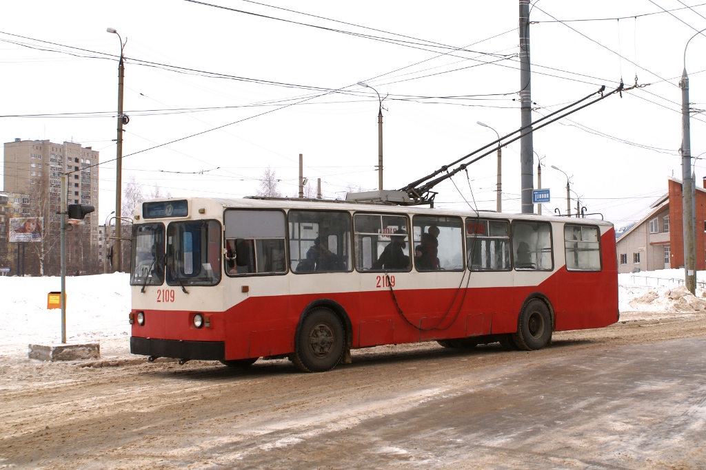 Iževsk, ZiU-682V-012 [V0A] č. 2109