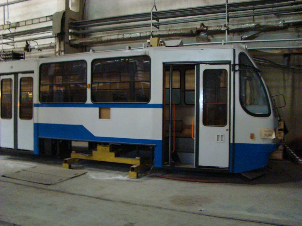 Ніжні Ноўгарад, 71-403 № 2003; Екатеринбург — Завод «Уралтрансмаш»