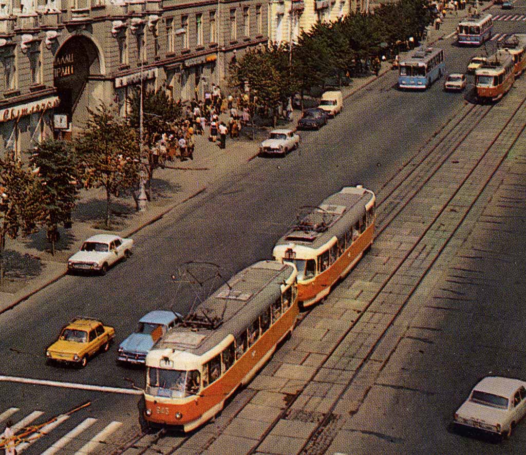 Harkov, Tatra T3SU — 943