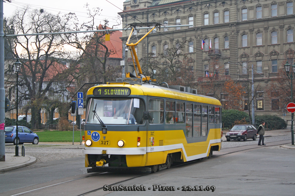 Пльзень, Tatra T3R.PLF № 327