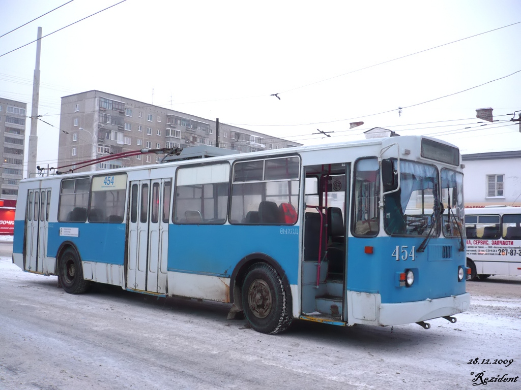 Екатеринбург, ЗиУ-682Г-016 (012) № 454