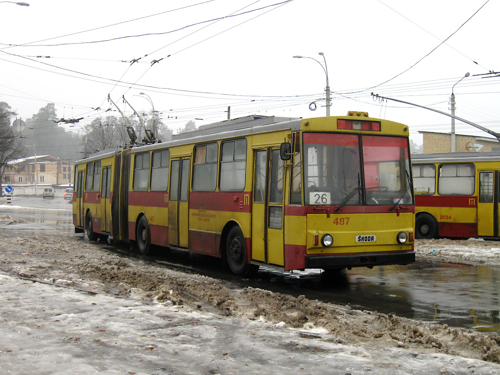 Киев, Škoda 15Tr03/6 № 487