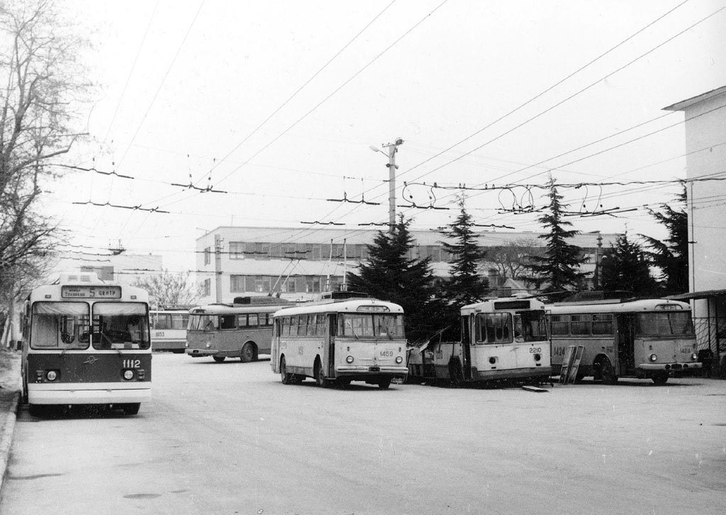Севастополь, ЗиУ-682В [В00] № 1112; Севастополь, Škoda 9Tr15 № 1442; Севастополь, Škoda 9Tr16 № 1459; Севастополь, ЗиУ-682Б № 2210; Севастополь, Škoda 9Tr13 № 1424
