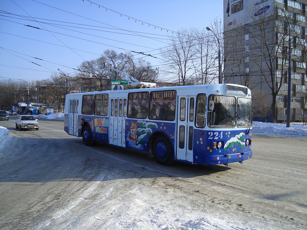 Vladivostok, ZiU-682G [G00] č. 224; Vladivostok — Тематические  троллейбусы