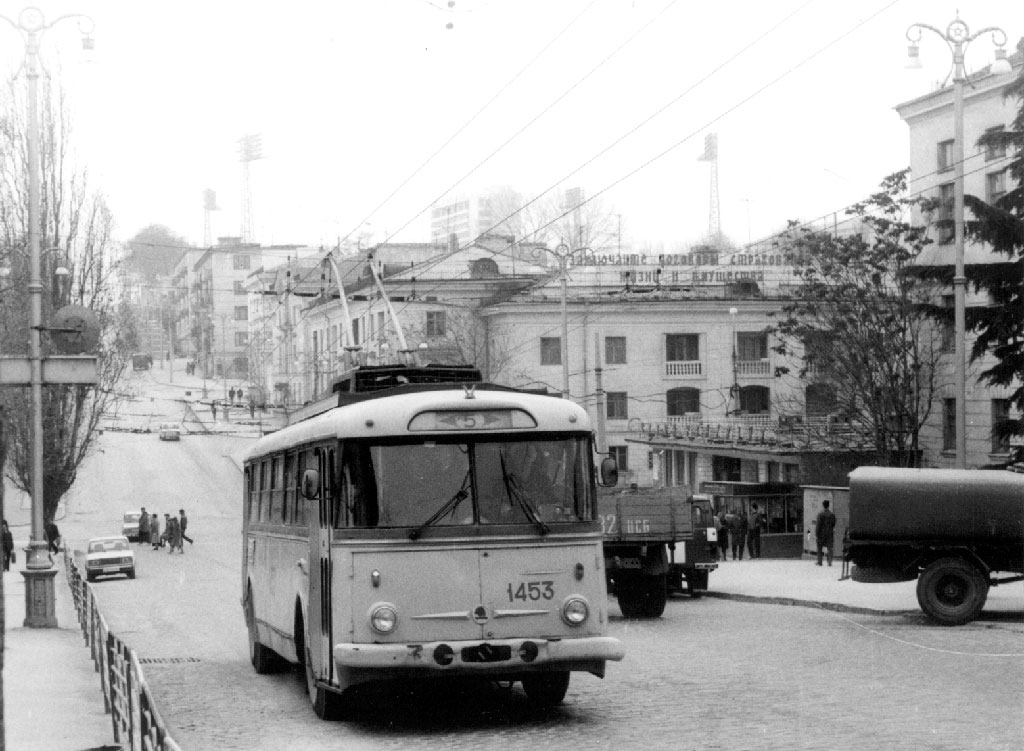 Севастополь, Škoda 9Tr15 № 1453