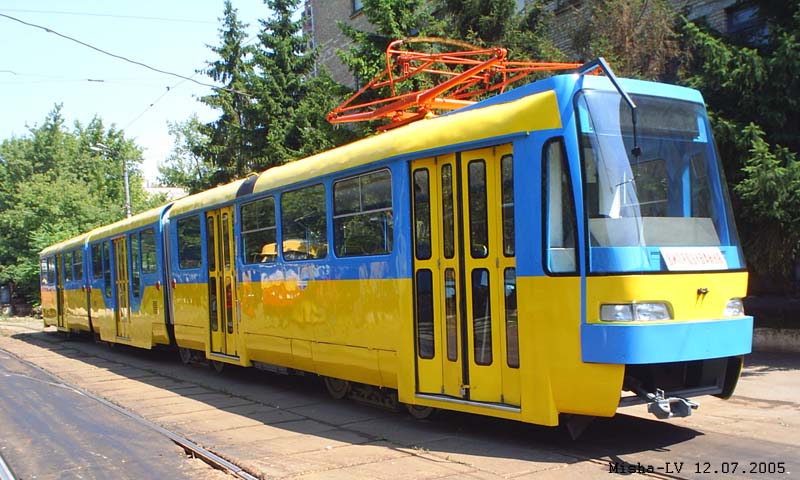 Kiiev, KT3UA № 401; Kiiev — Tramway depots: Shevchenko. Old yard at Gorkogo (Antonovycha) str.