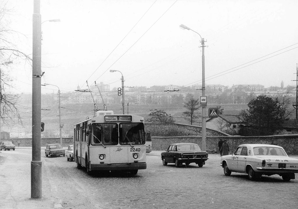 Севастополь, ЗиУ-682Б № 2240