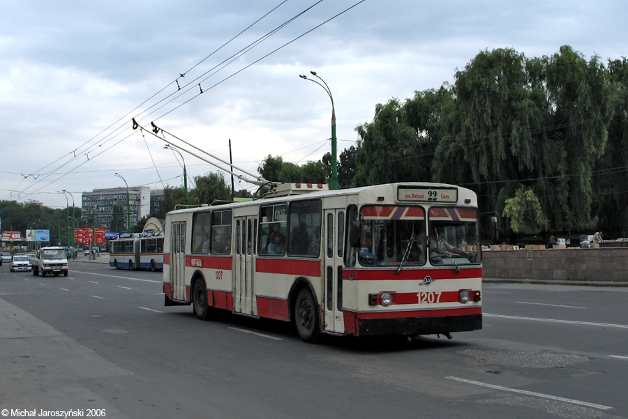 Кишинёв, ЗиУ-682В [В00] № 1207