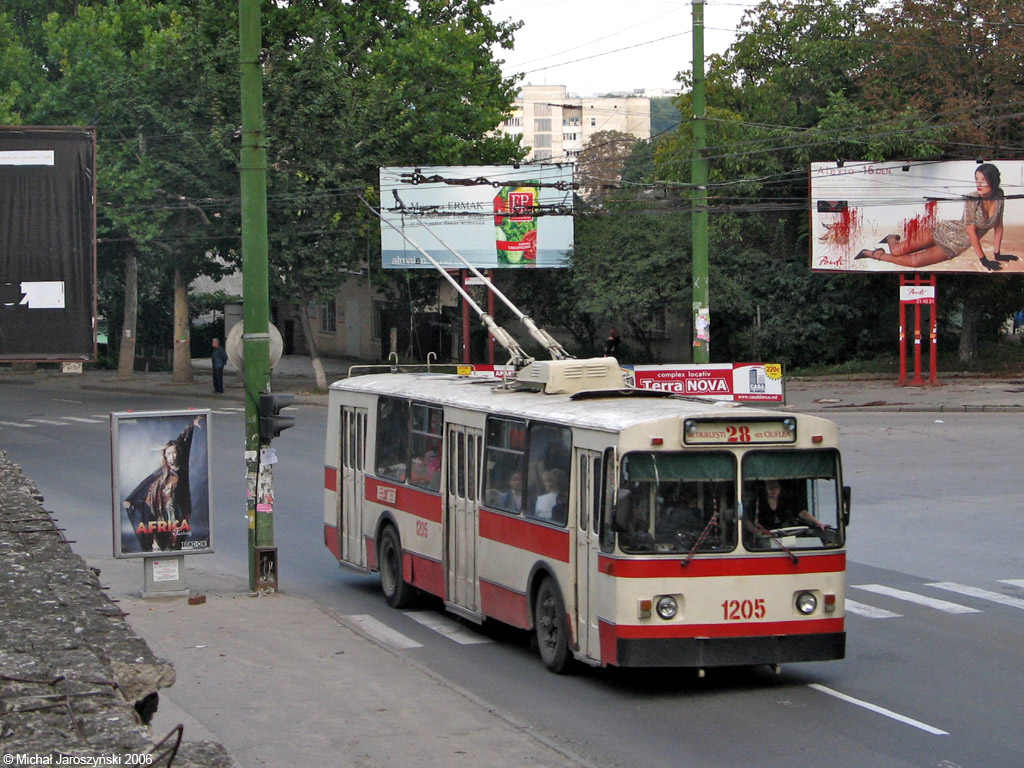 Кишинёв, ЗиУ-682В [В00] № 1205