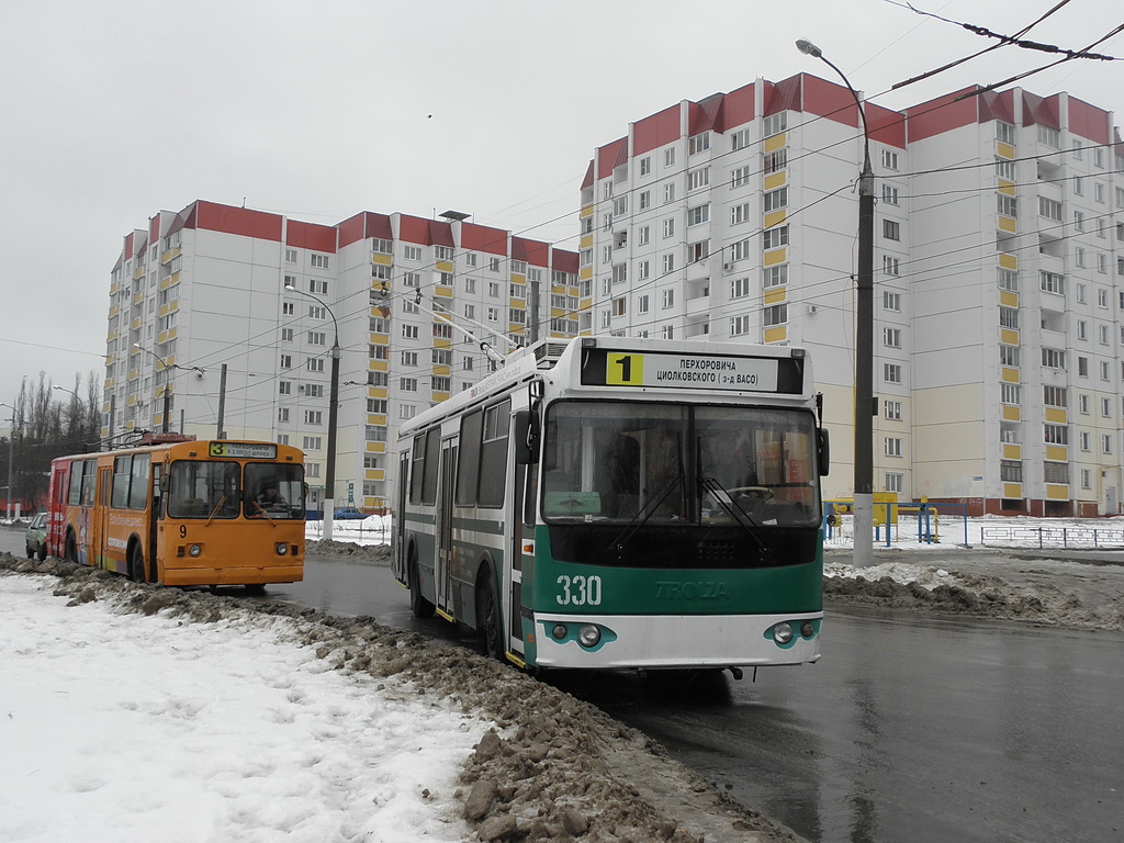 Воронеж, ЗиУ-682Г-016.04 № 330