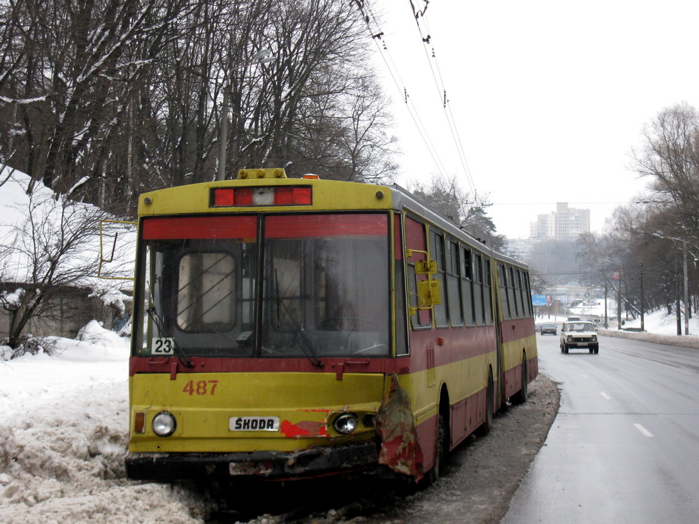 Киев, Škoda 15Tr03/6 № 487