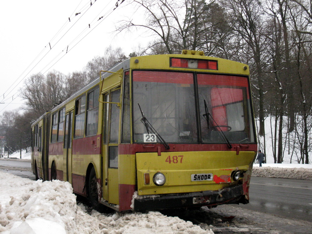 Киев, Škoda 15Tr03/6 № 487