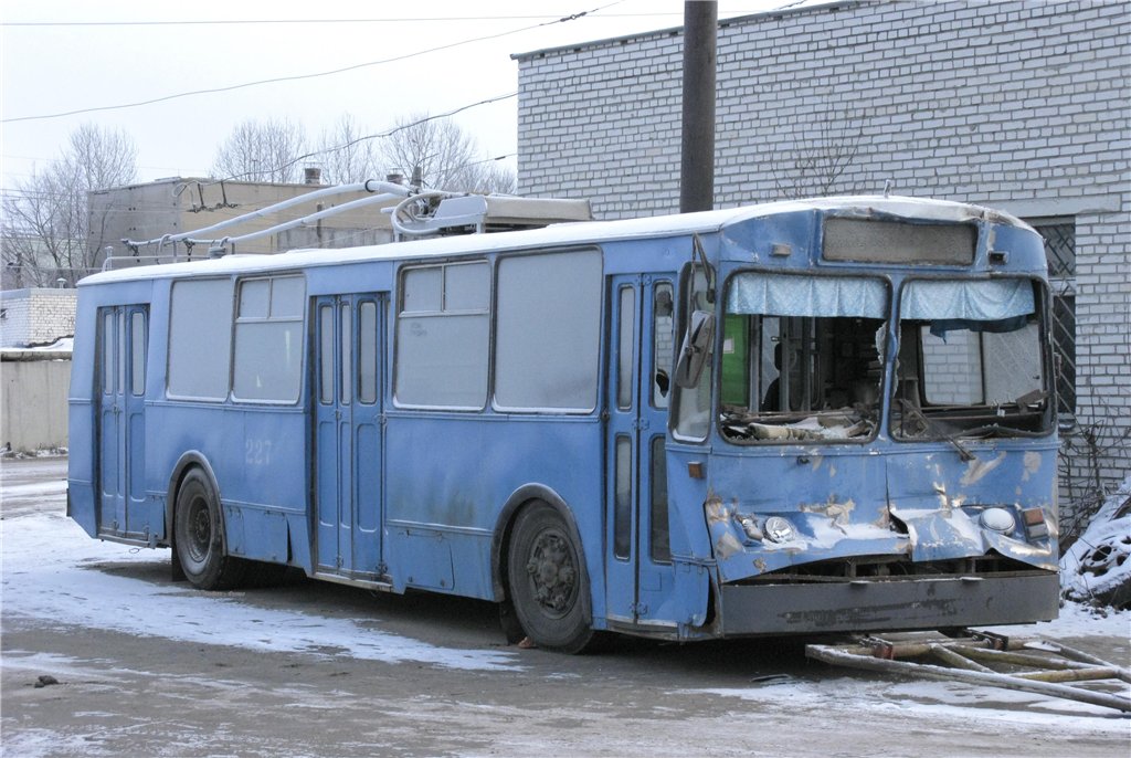 Владимир, ЗиУ-АКСМ (АКСМ 100) № 227