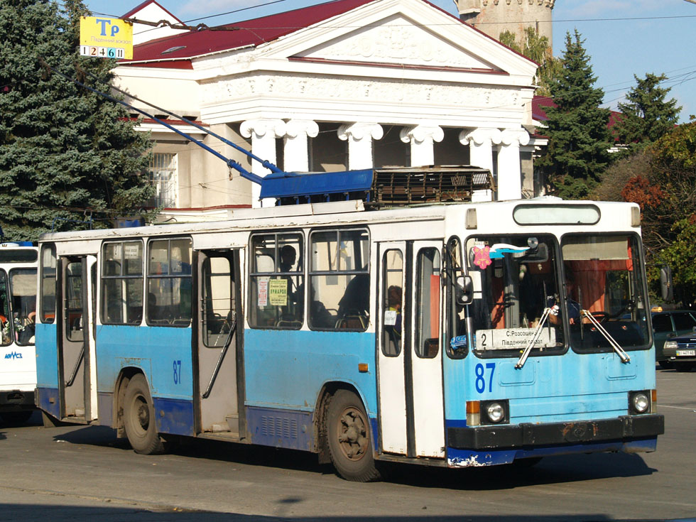 Полтава, ЮМЗ Т2 № 87