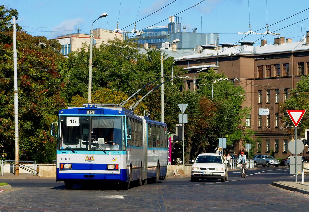 Рига, Škoda 15Tr03/6 № 13181