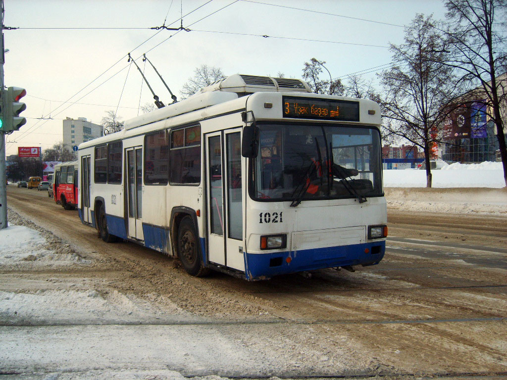 Уфа, БТЗ-52761Т № 1021